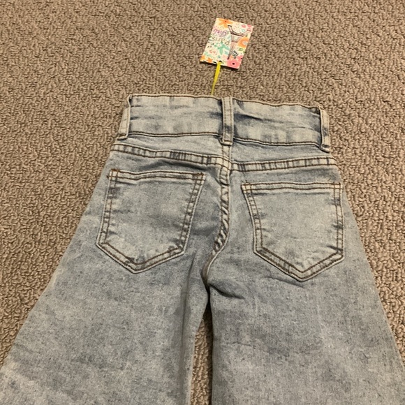ACID WASHED TIKTOK JEANS FOR KIDS SIZE 2 - Picture 6 of 6